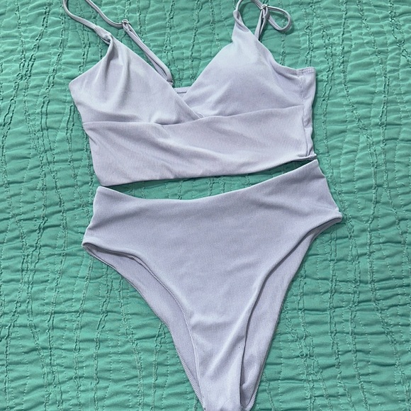 Lavender Bikini Set as M/6 - Picture 1 of 1